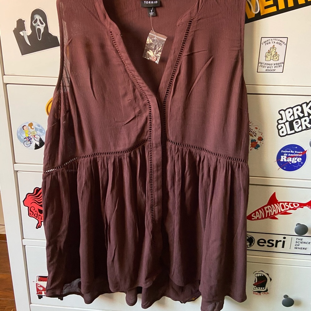 Torrid Sleeveless button up top